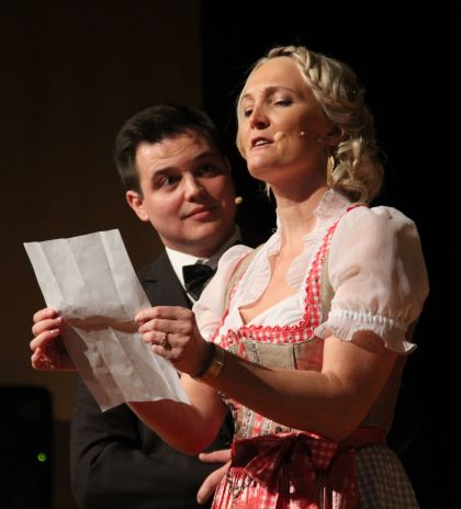 Moderatorenduo Barbara Stadler und Alexander Staltner