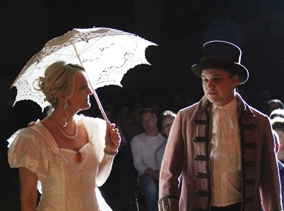 Barbara und Alexander bei der Moderation