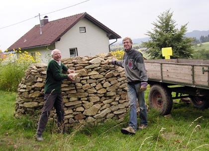 Großlabyrinth entsteht in reiner Handarbeit